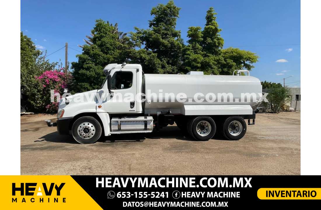 Camión Pipa de agua 2009 Freightliner